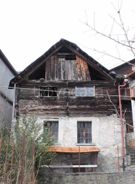 Casale in vendita a Baceno via Baceno Goglio, 53