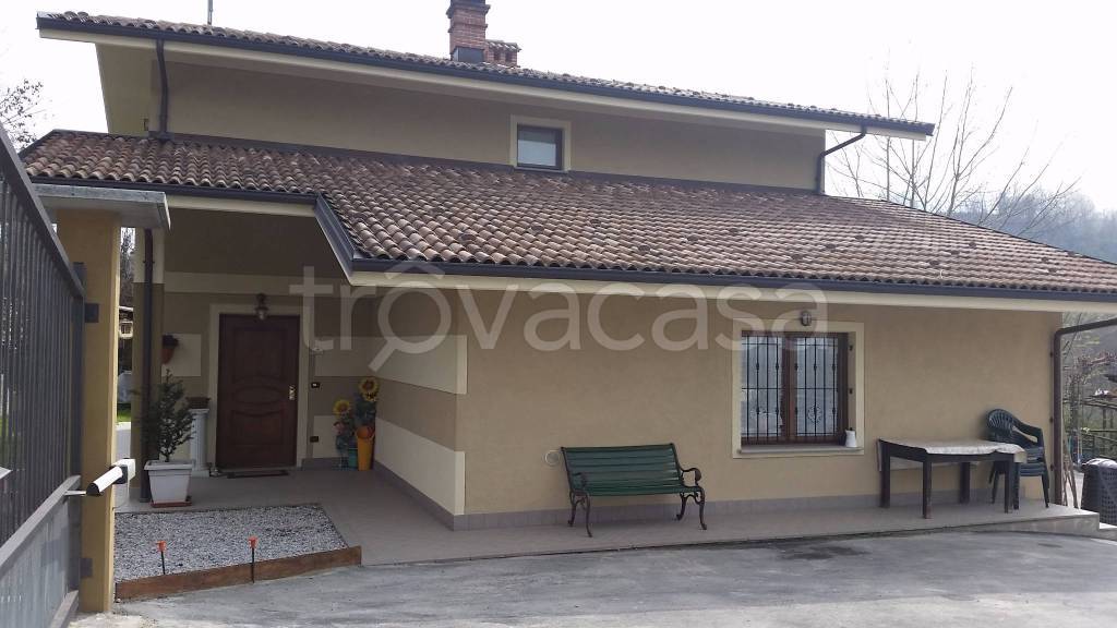 Villa in vendita a Villanova Mondovì strada Provinciale 243, 26