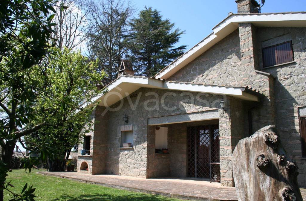 Villa in vendita a Sacrofano via Monte Caminetto, 56