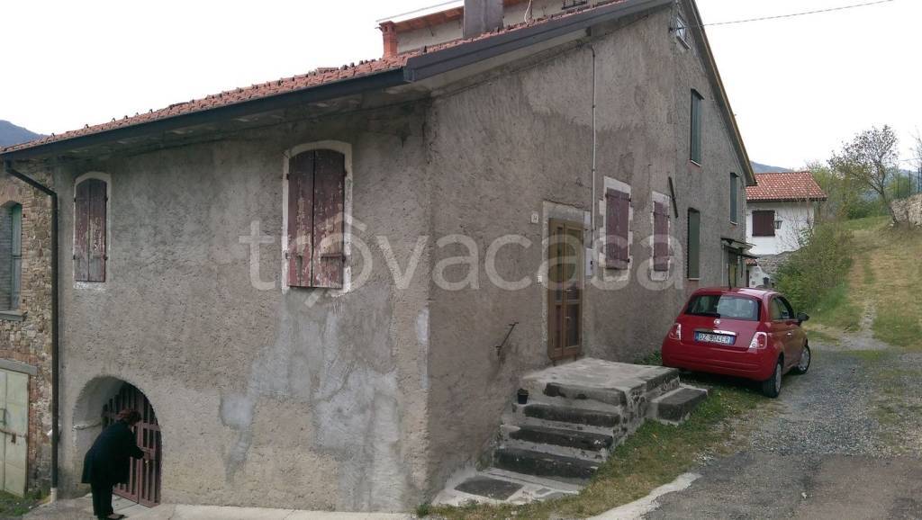 Casa Indipendente in vendita a Monchio delle Corti nucleo Lugagnano Inferiore