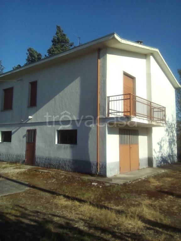 Villa in vendita a Verrua Po via Bottarone