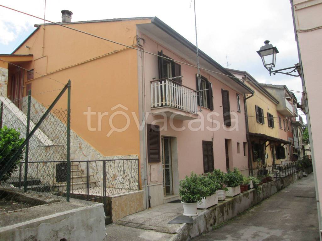 Casa Indipendente in vendita a Ceccano vicolo Borgo Berardi