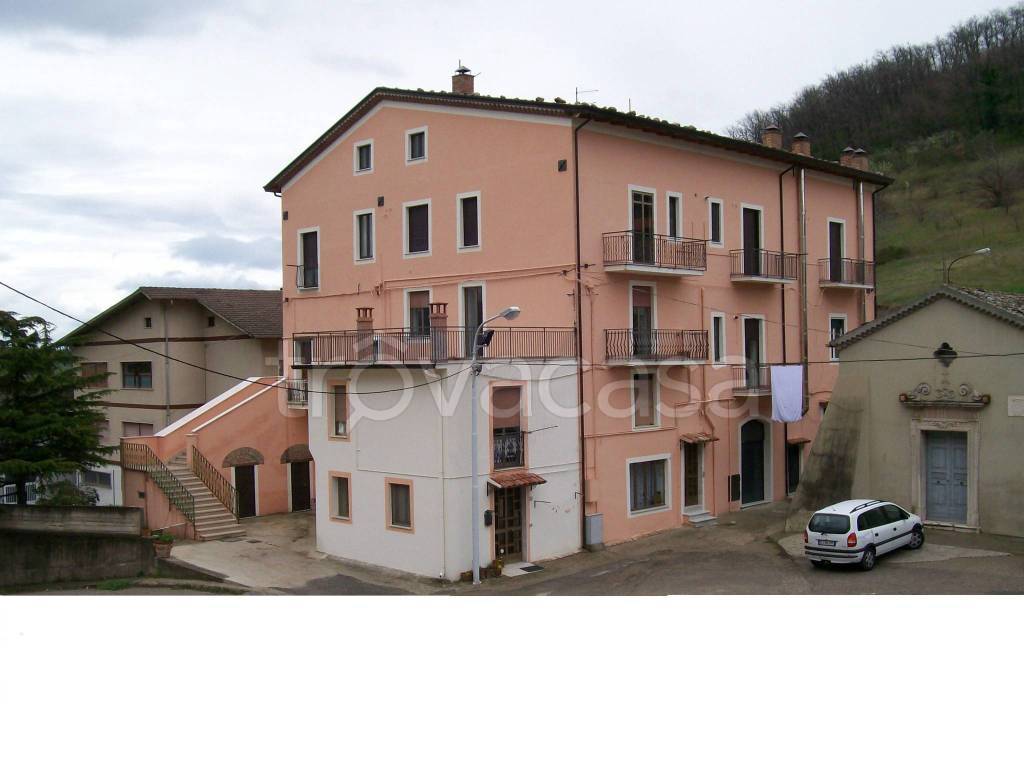 Appartamento in in vendita da privato a Calitri piazza San Berardino