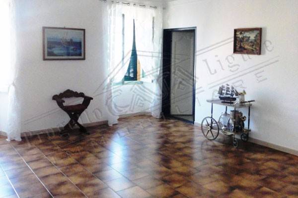 Appartamento in vendita a Laigueglia via Dante Alighieri, 101