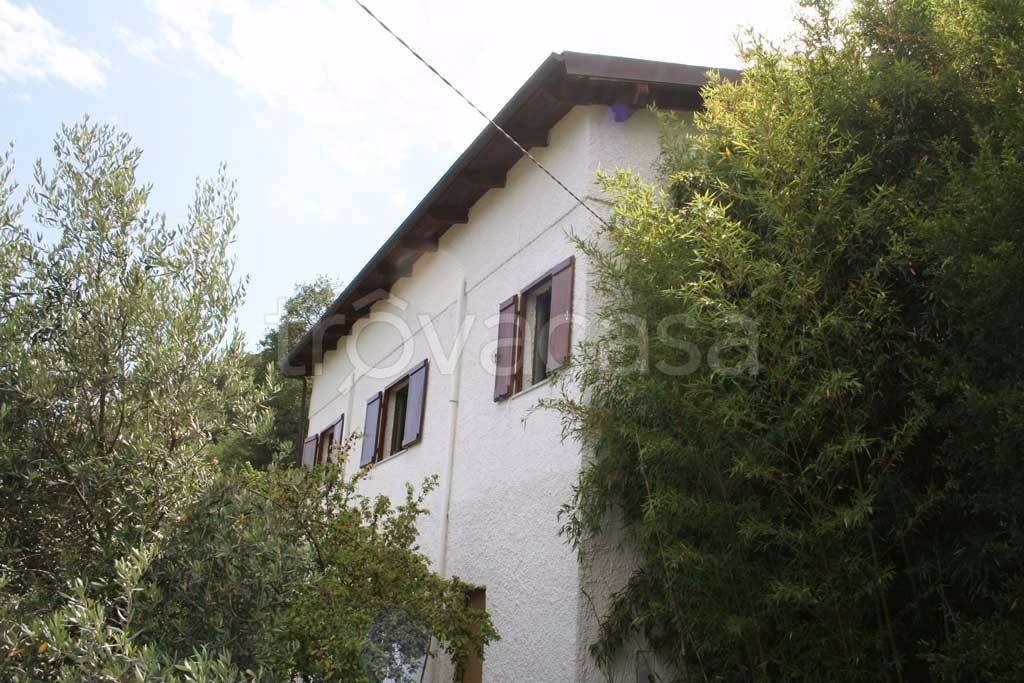 Villa in vendita a Vallecrosia strada Provinciale 59, 5