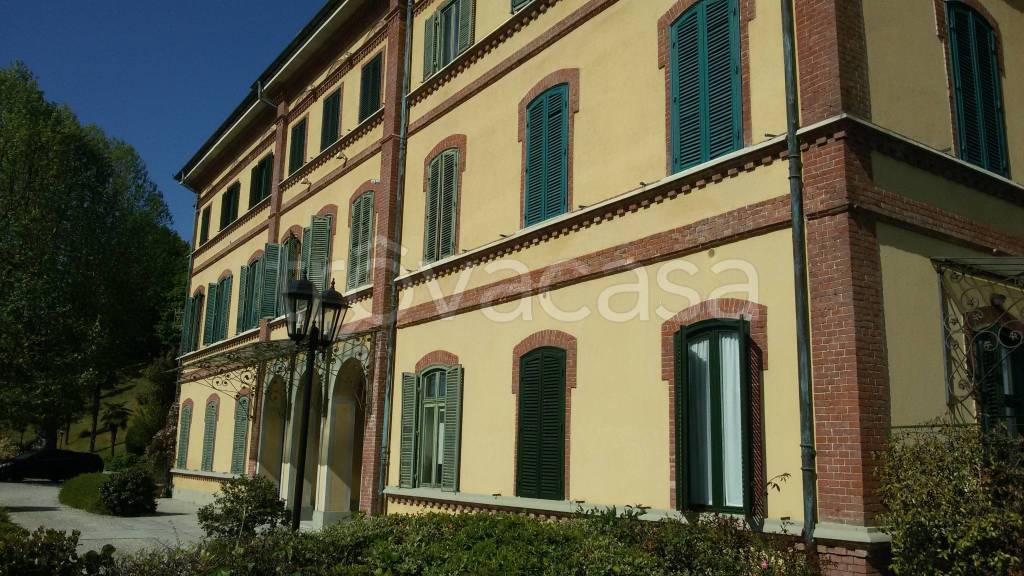 Appartamento in vendita a Castagneto Po strada Rossina, 40