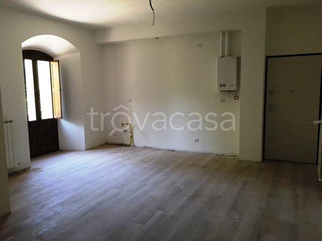 Appartamento in vendita a San Severino Marche via Ponte Sant'Antonio, 6