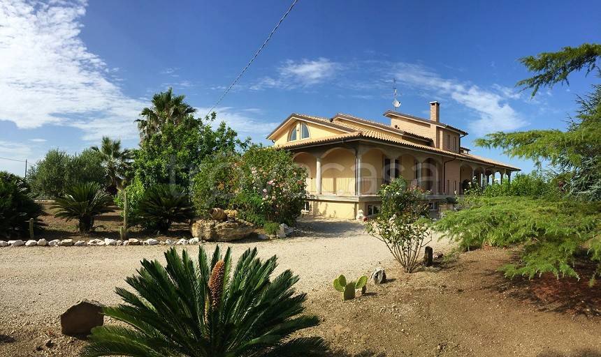 Villa in in vendita da privato a Vasto san Lorenzo, 300