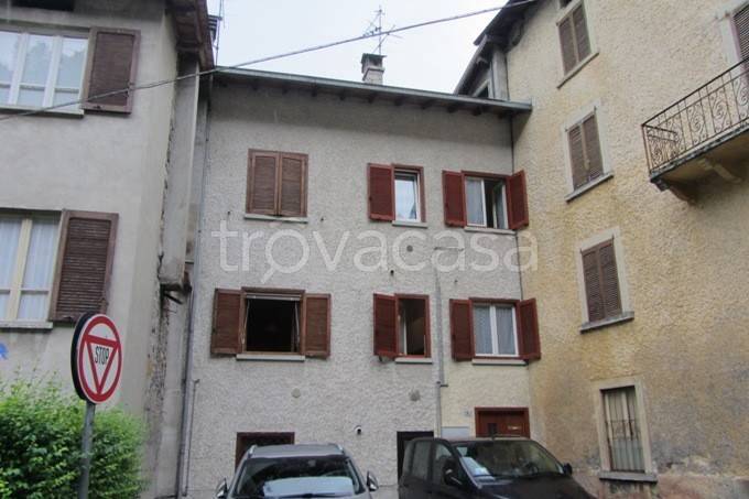 Appartamento in vendita ad Averara via Piazza Molini, 29A