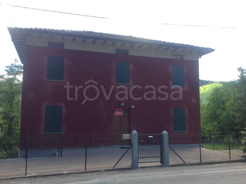 Casa Indipendente in in vendita da privato a Vezzano sul Crostolo via Provinciale, 1