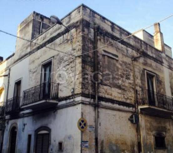 Casa Indipendente in in vendita da privato a Gioia del Colle via Fratelli Cairoli, 45