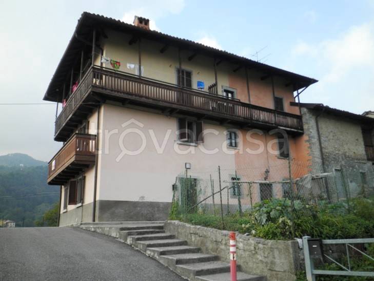 Appartamento in vendita a Val Brembilla via Molino, 1