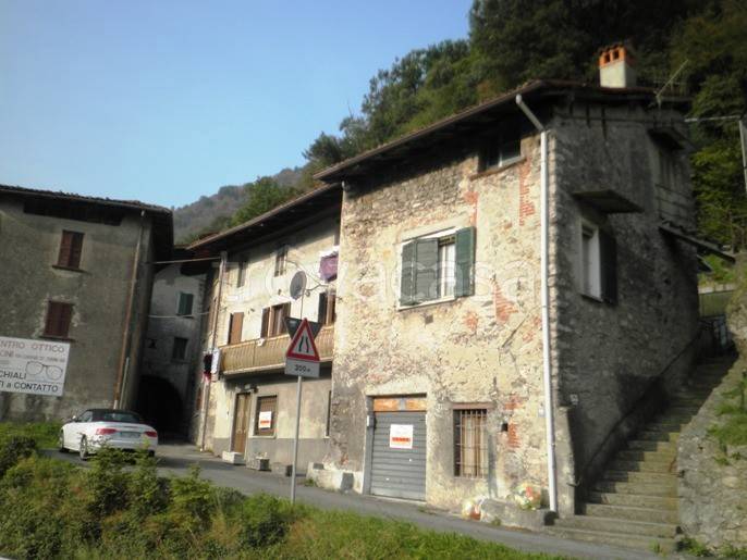 Casa Indipendente in vendita a Zogno via Monte Grappa, 39
