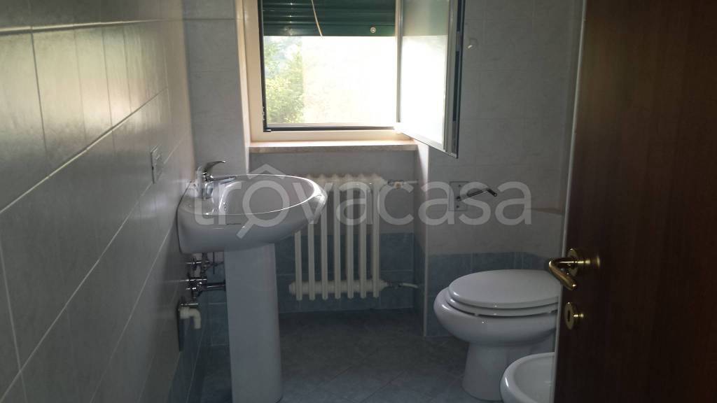 Appartamento in affitto a Frosinone via Ceccano