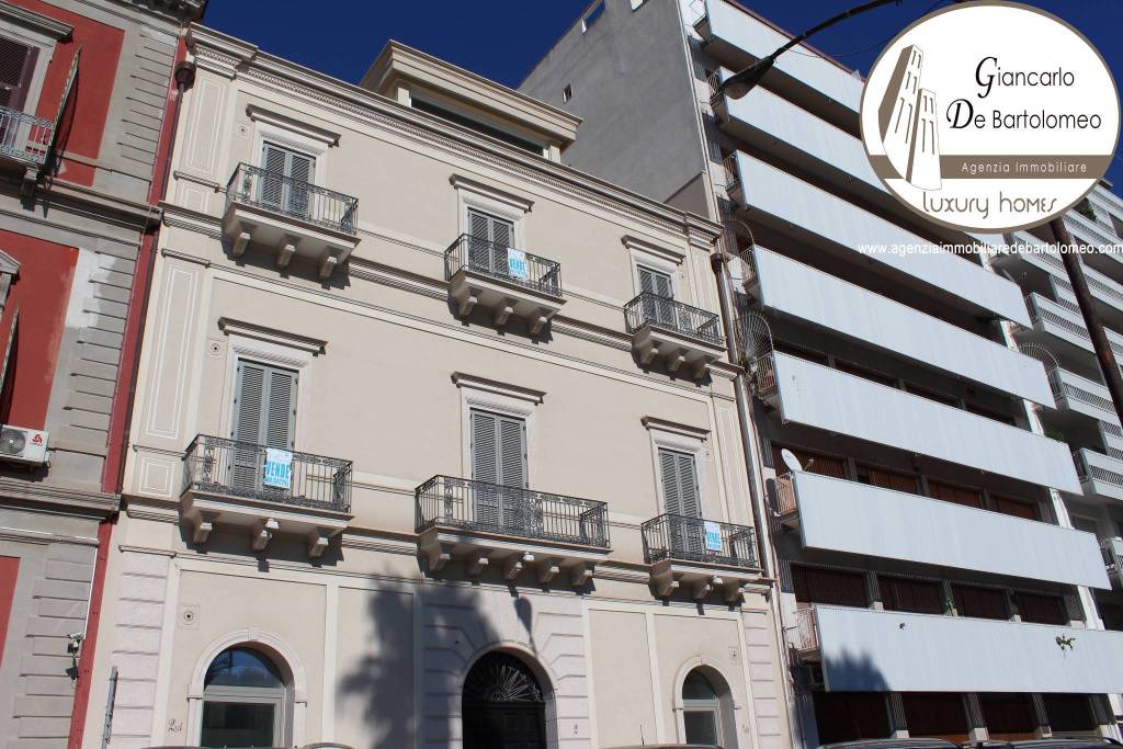 Appartamento in vendita a Taranto piazza Carbonelli