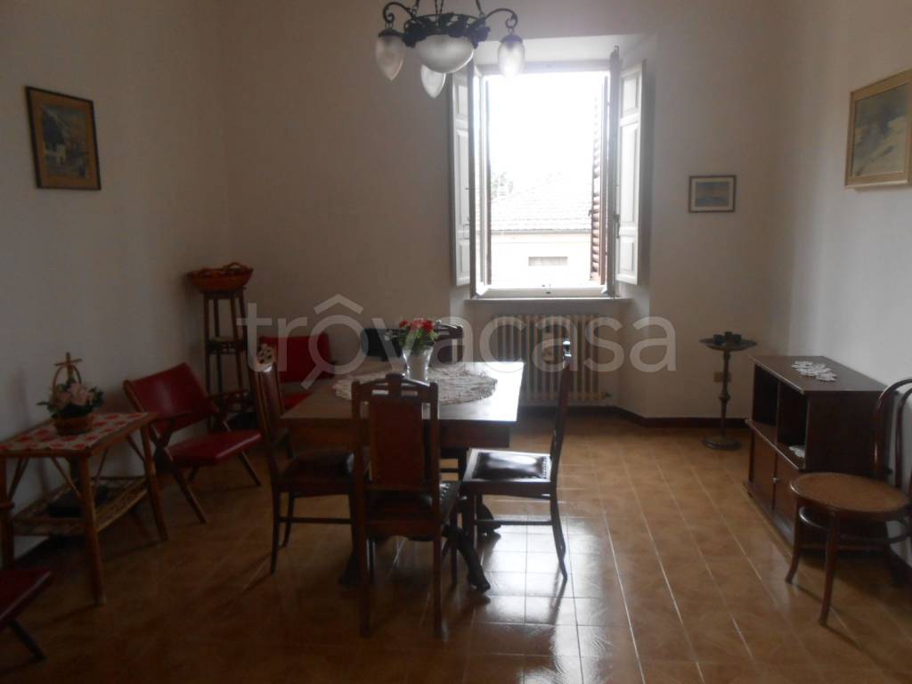 Appartamento in vendita a Jesi viale della Vittoria, 130