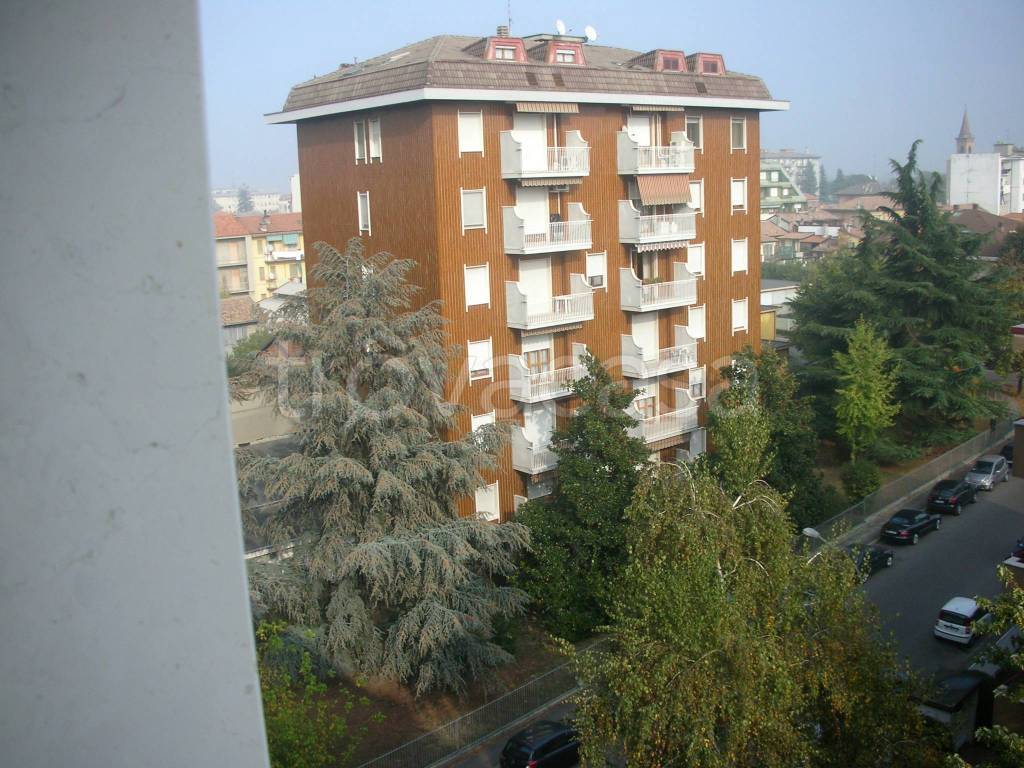Appartamento in in vendita da privato a Voghera via Piero Gobetti, 4