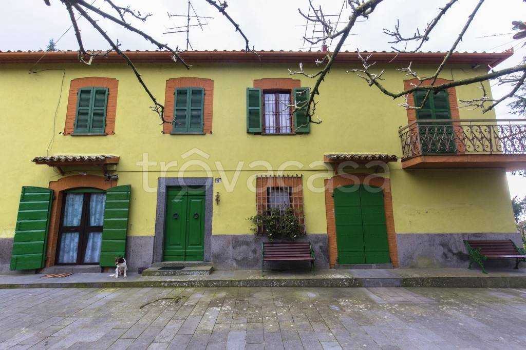 Villa in vendita a San Lorenzo Nuovo via Cassia
