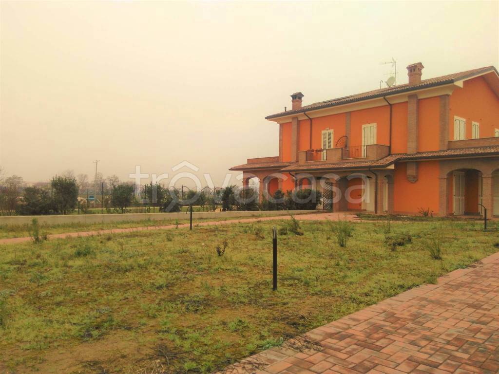 Villa Bifamiliare in vendita a Cesena via Cervese
