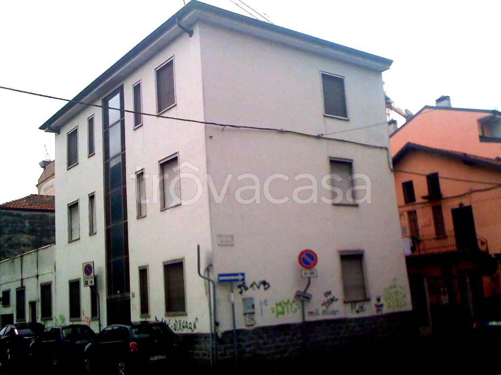 Casa Indipendente in vendita a San Giuliano Milanese via Giacomo Matteotti