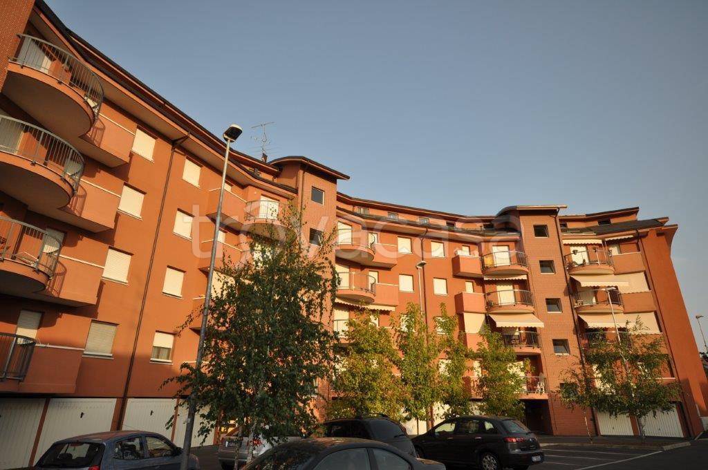 Appartamento in vendita a Novara via Leoncavallo, 40
