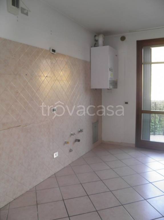Appartamento in vendita a Este via agustea