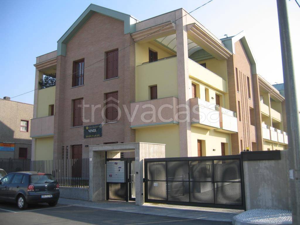 Appartamento in vendita a Villasanta fieramosca, 10