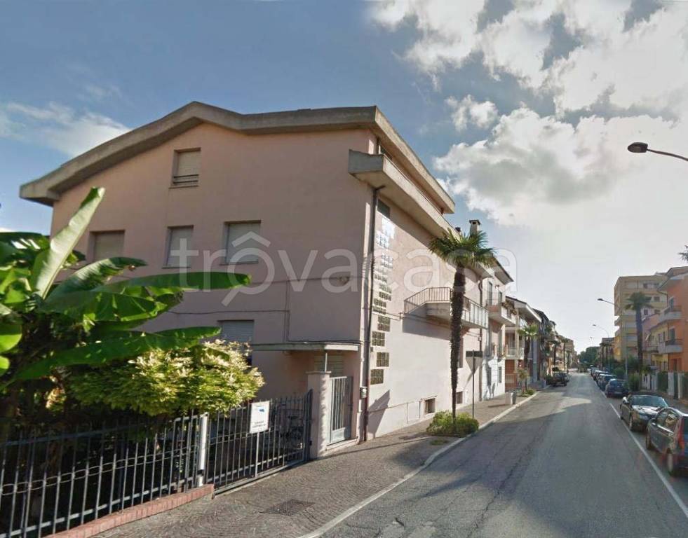 Appartamento in in vendita da privato a Porto Recanati via Loreto, 72