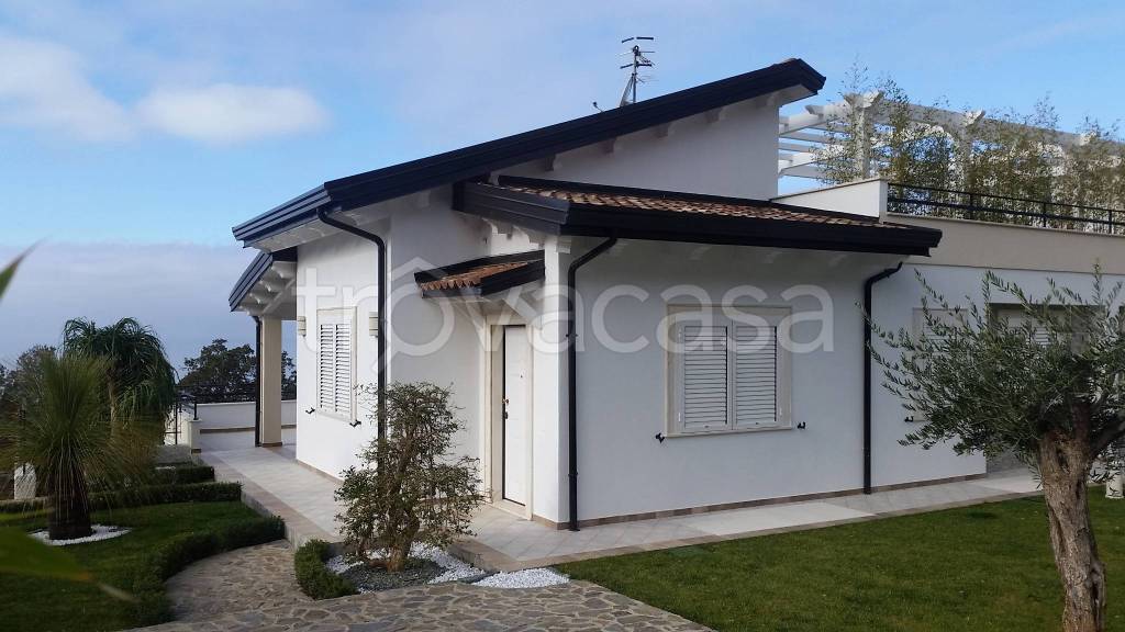 Villa in vendita a Praia a Mare via della Foresta, 48
