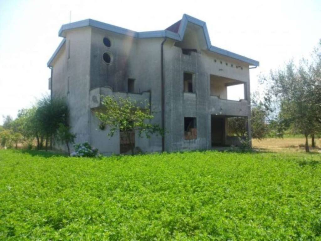 Villa Bifamiliare in vendita ad Airola strada Provinciale airola-campizze