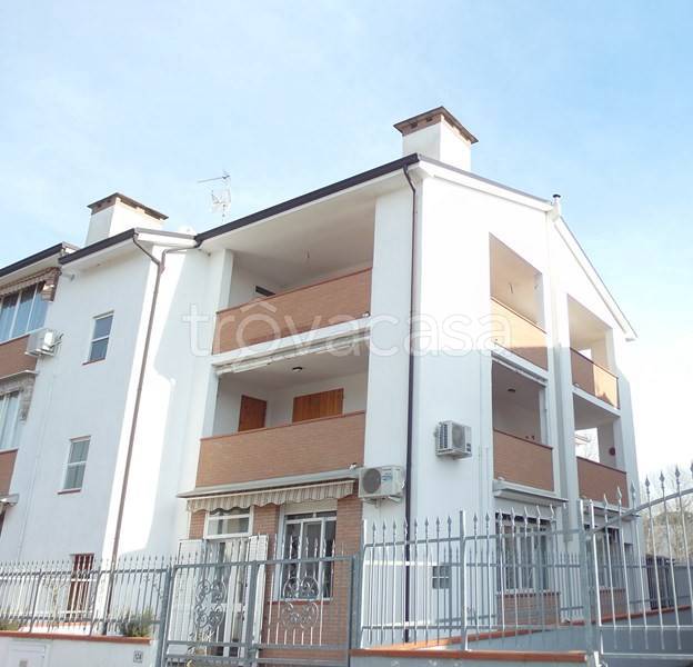 Appartamento in vendita a Comacchio via Carini