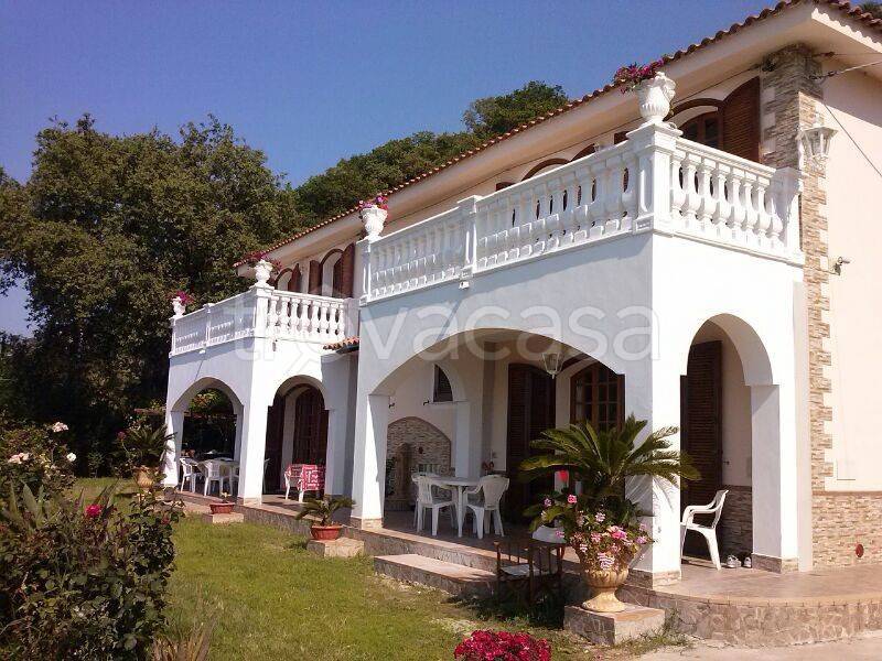 Villa Bifamiliare in affitto a Tropea