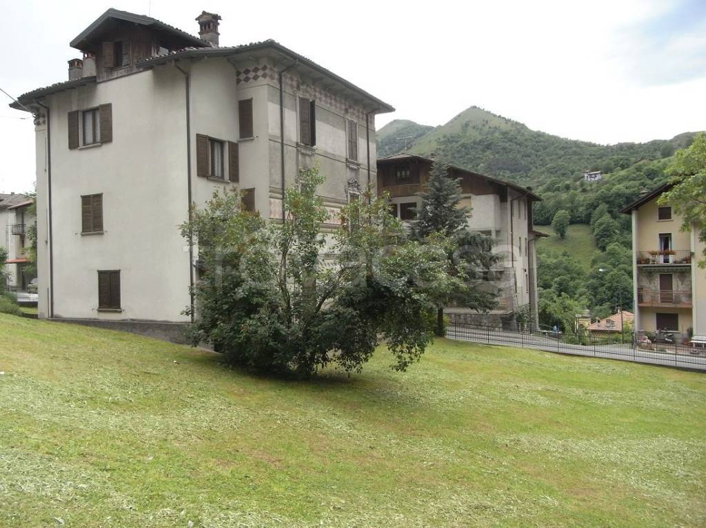 Appartamento in vendita a Serina via Monte Grappa, 21