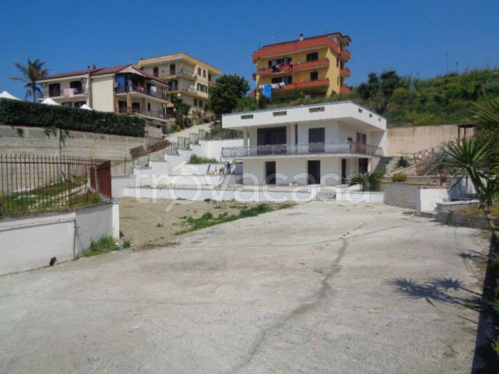 Villa in vendita a Marano di Napoli via Torre Dentice 16