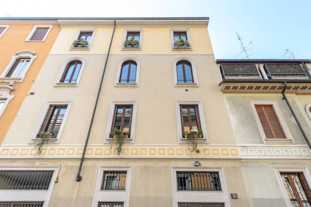 Appartamento in affitto a Milano via Garian, 35