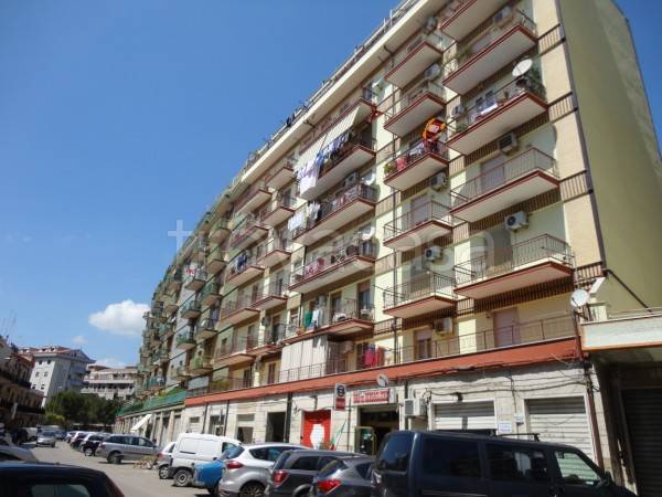 Magazzino in vendita a Foggia via Saverio Pollice, 14