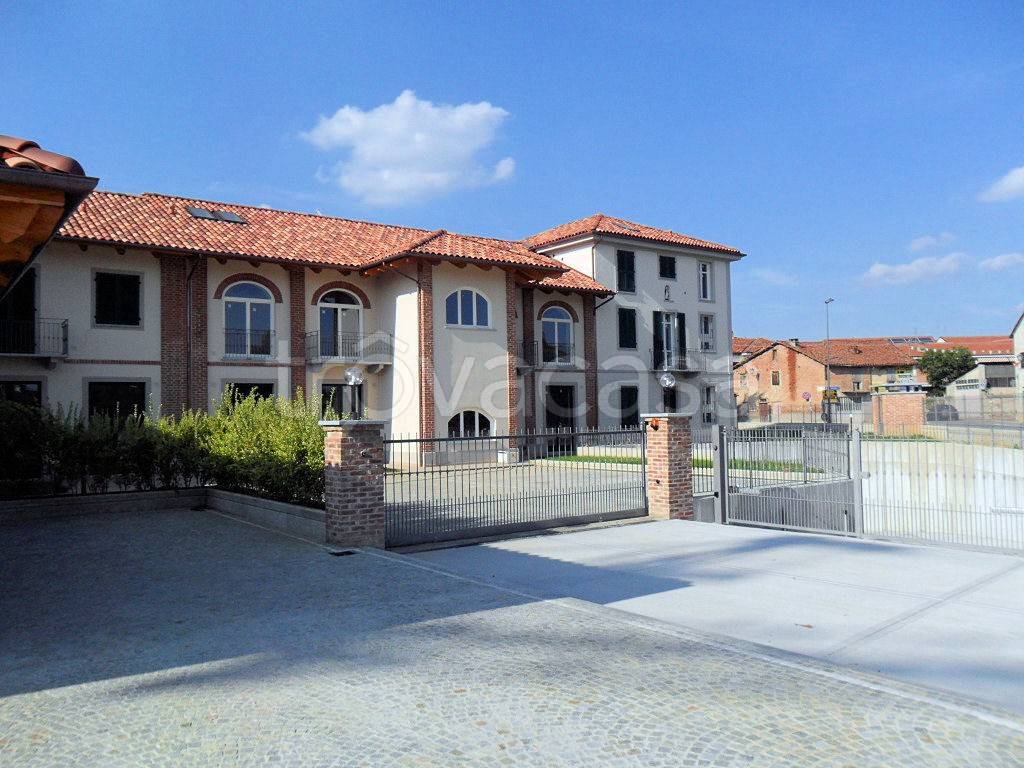 Appartamento in vendita a Buttigliera d'Asti via Villanova, 2
