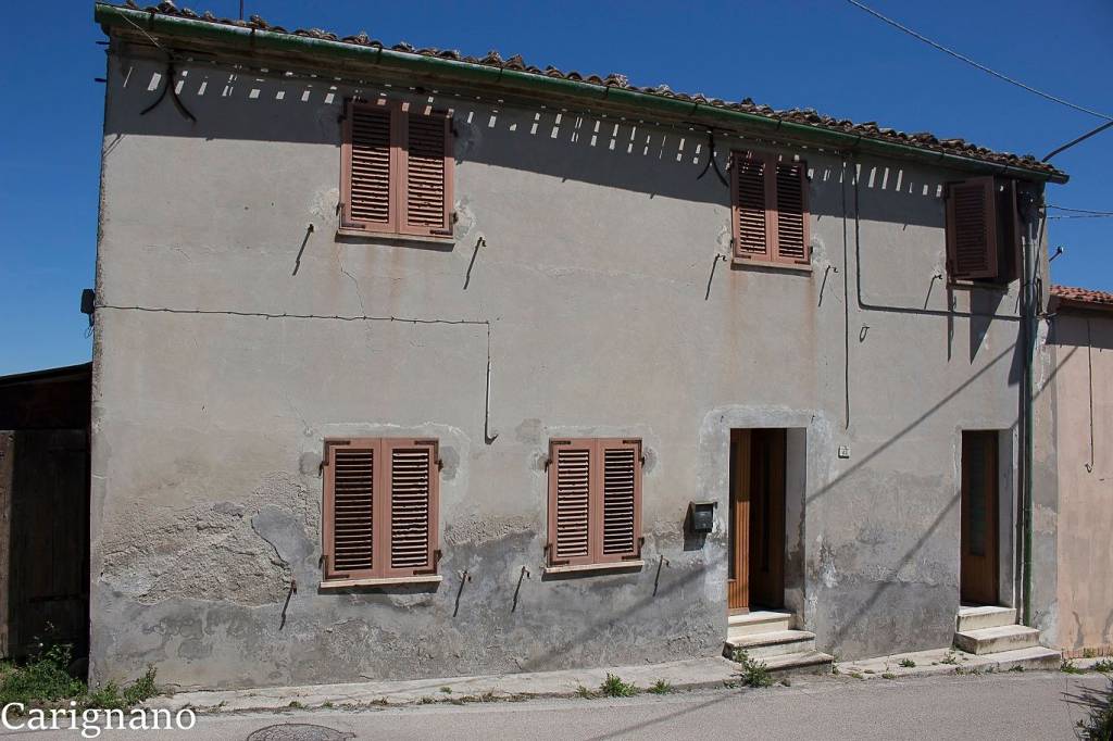 Appartamento in in vendita da privato a Fano località Carignano, 43