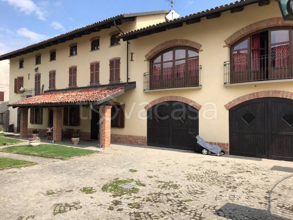 Casa Indipendente in vendita a Magliano Alfieri via Cornale, 22