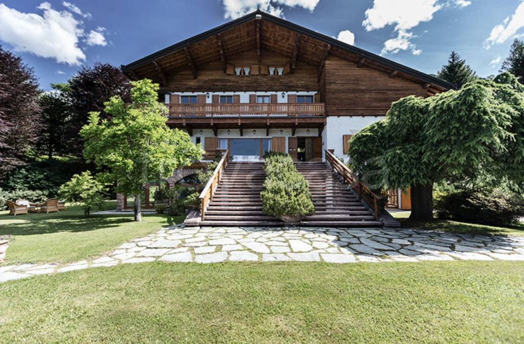 Villa Bifamiliare in vendita a Barzio via per Moggio, 20
