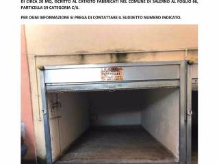 Garage in affitto a salerno via gennaro trincone, 9