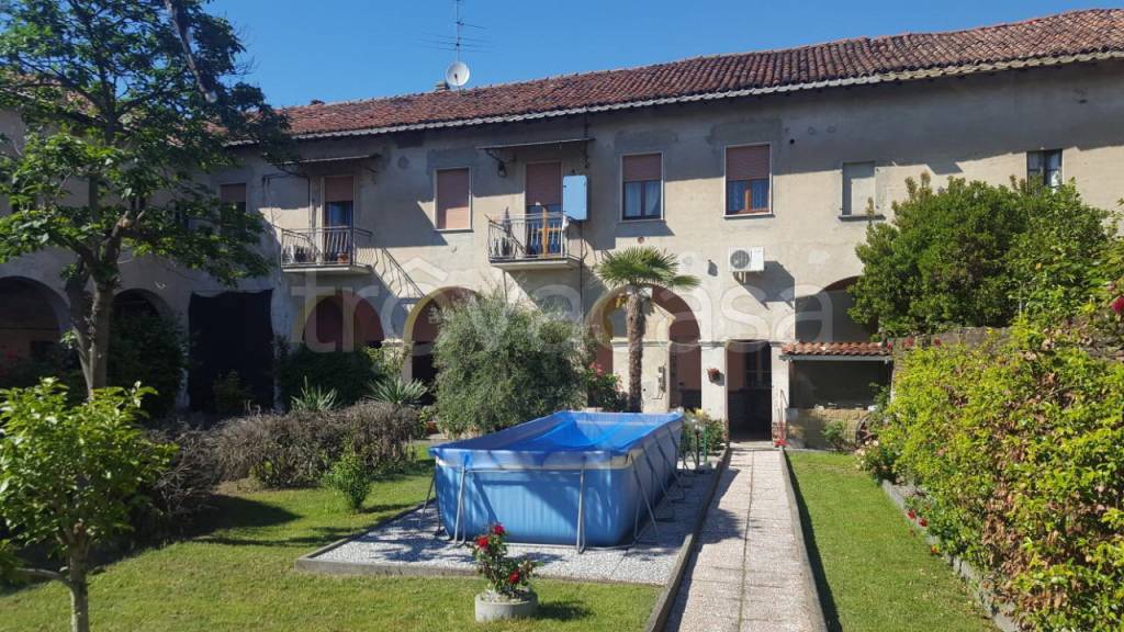 Villa Bifamiliare in vendita a Cerano