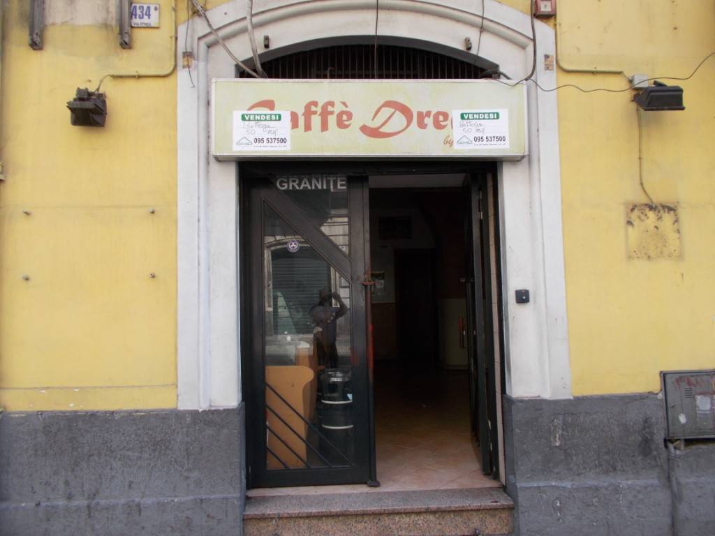 Negozio in vendita a Catania via Etnea, 434