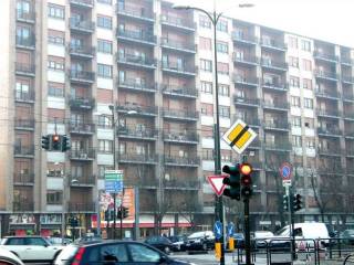 Garage in affitto a torino via arnaldo da brescia 3a