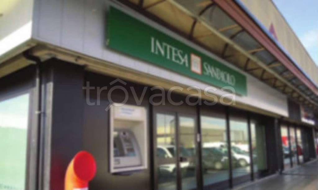 Filiale Bancaria in vendita a Settimo Torinese via Torino 118
