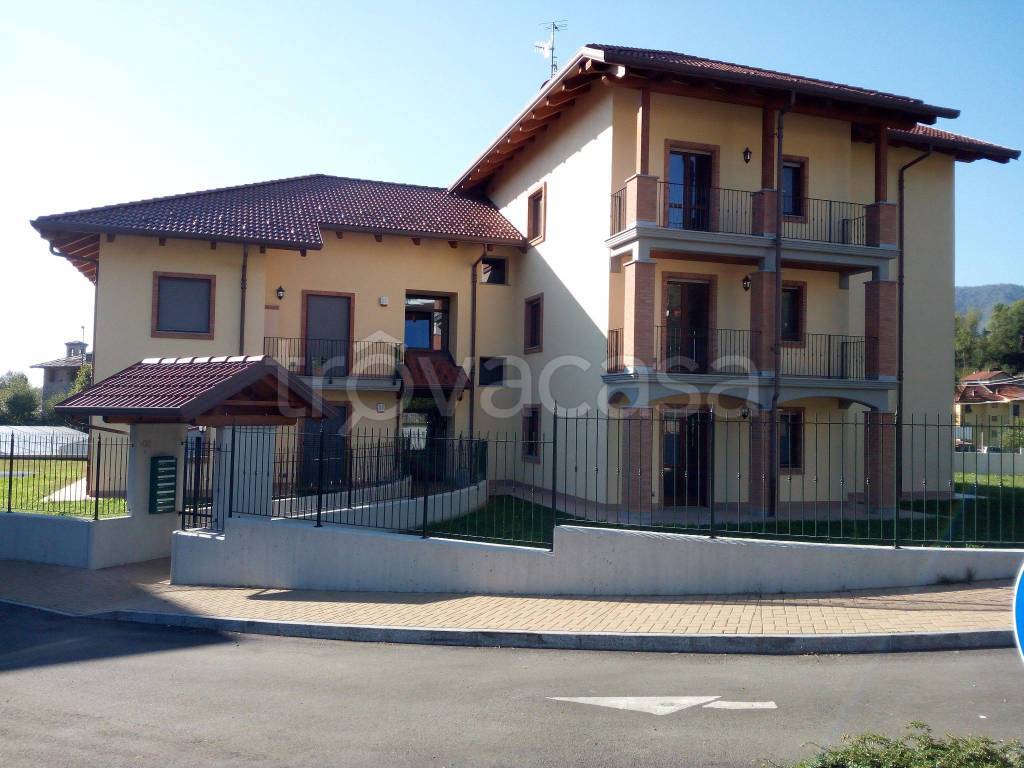 Appartamento in vendita a Lanzo Torinese via Loreto, 102