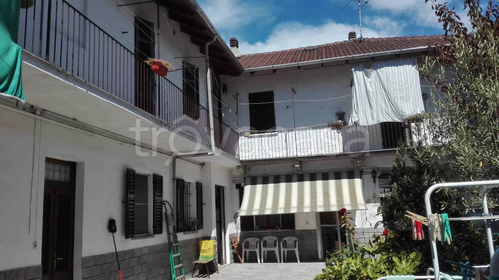 Villa Bifamiliare in vendita a Mortara corso Giuseppe Garibaldi