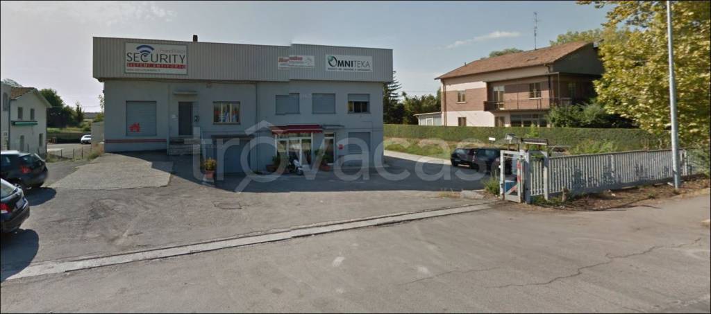 Capannone Industriale in affitto a Reggio nell'Emilia via Vertoiba