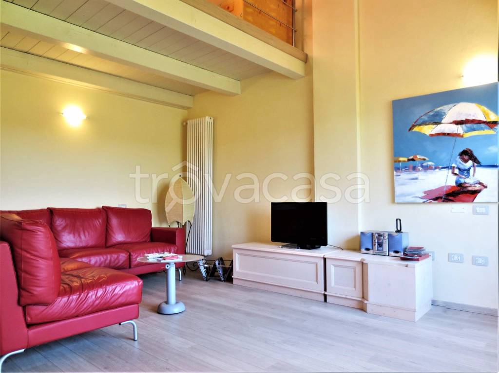 immagine annuncio 2 di 13