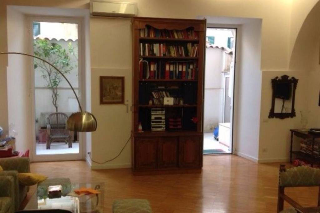 Appartamento in in vendita da privato a Napoli via Ferdinando Palasciano, 11